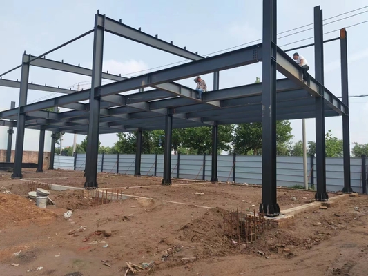 As construções fabricadas de aço de Resistanc do vento ordenham o gado de leiteria acobardam a construção de exploração agrícola derramada