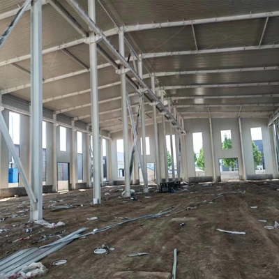 A estrutura industrial pesada pré-fabricou as oficinas de aço à prova de fogo com guindaste