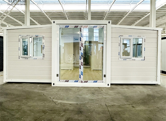 Casa de contêiner de marfim branco expandida de 20 pés com banheiro