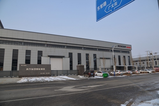 Armazém da construção de aço da casa pré-fabricada da pista de patinagem do rolo conveniente