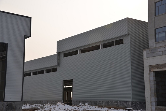 Vertente industrial pré-fabricada da construção do armazém da armação de aço do OEM Q345B